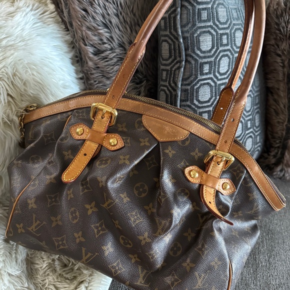 Louis Vuitton Handbags - Louis Vuitton Tivoli Bag